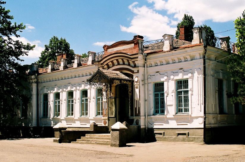 Здание социально-педагогического колледжа