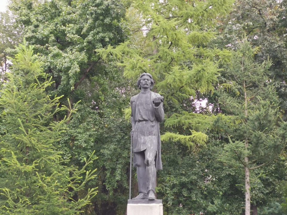 Памятник «М. Горький»