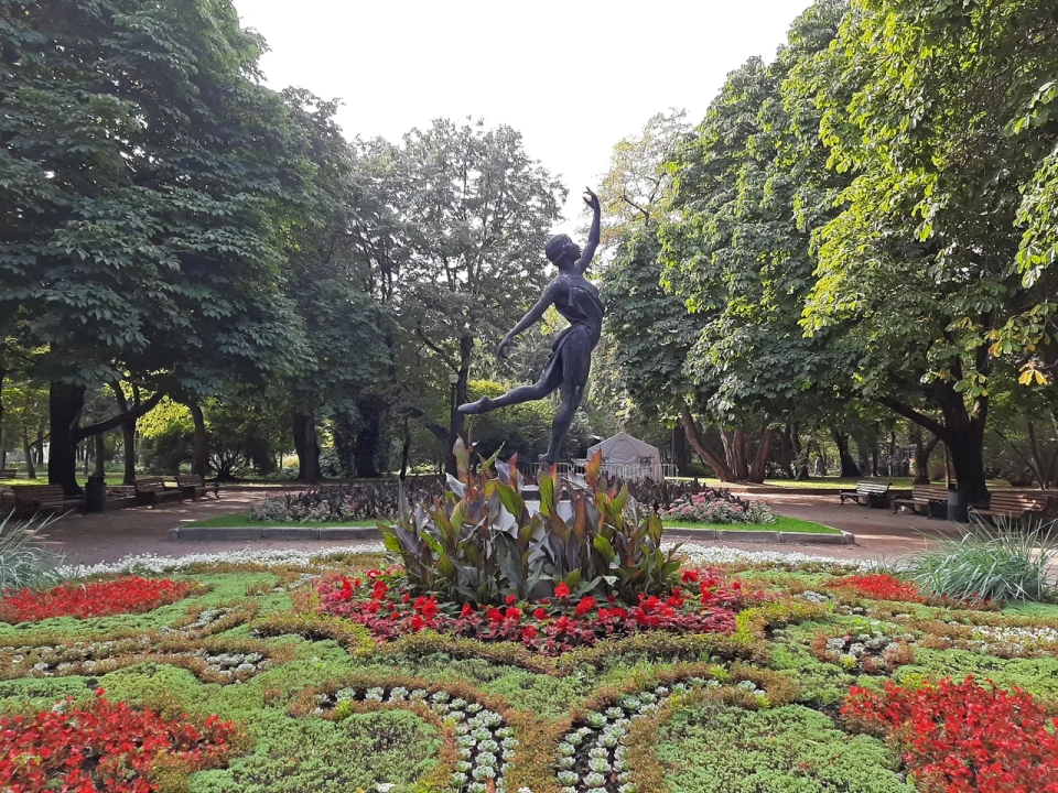 Скульптура «Балерина»