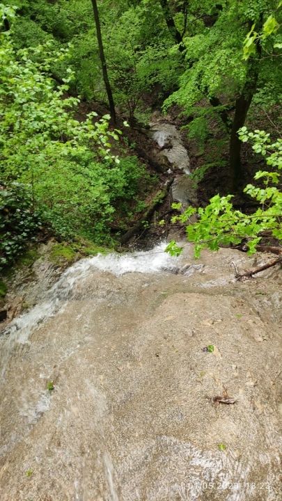 Большой Адегойский водопад