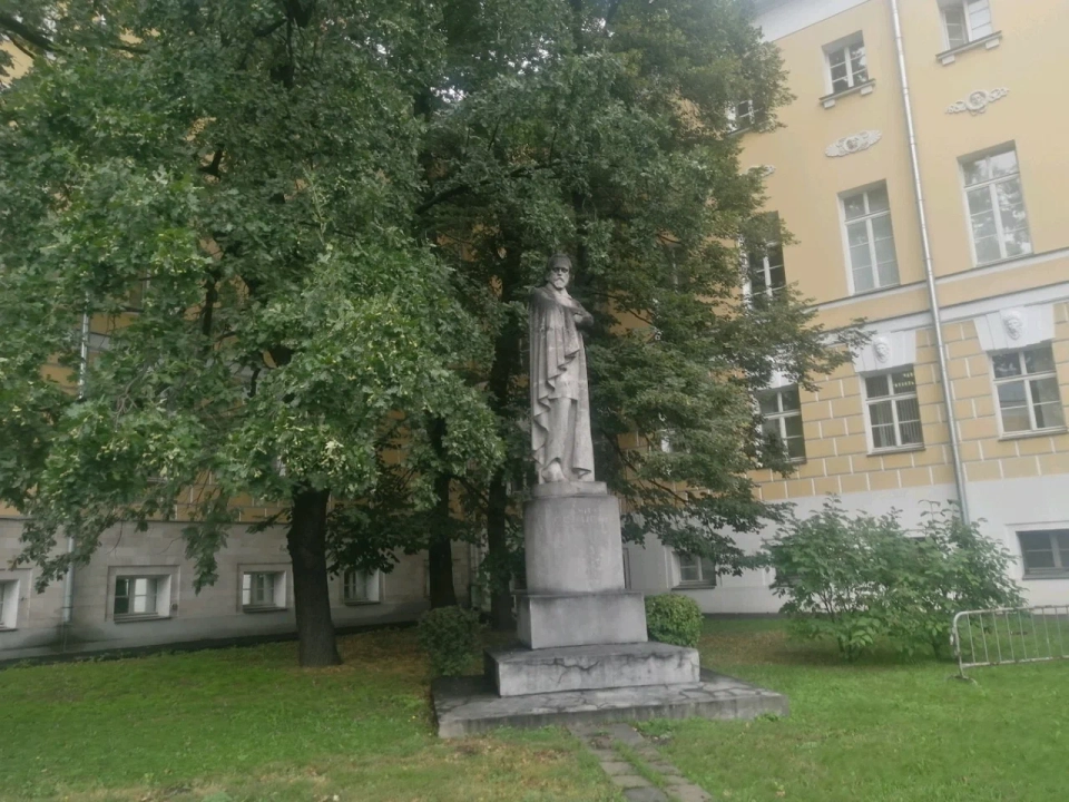Памятник А.И. Герцену