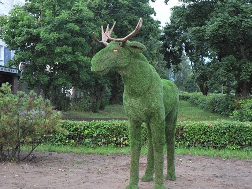 Скульптурная композиция «Лось»