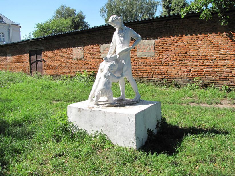 Девочка с медвежатами