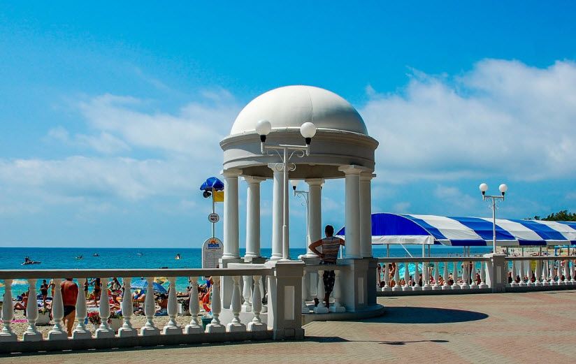 Ротонда на Набережной