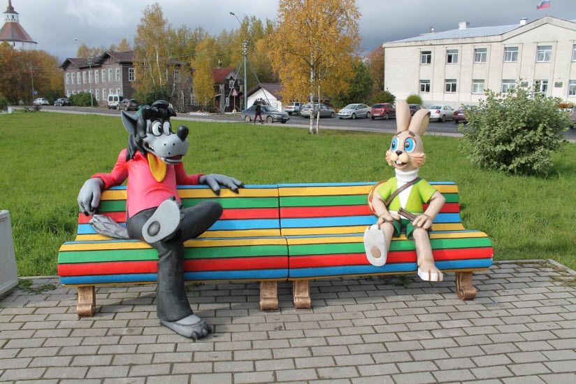 Скульптура «Ну, погоди!»