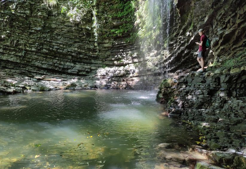 Водопад Радужный