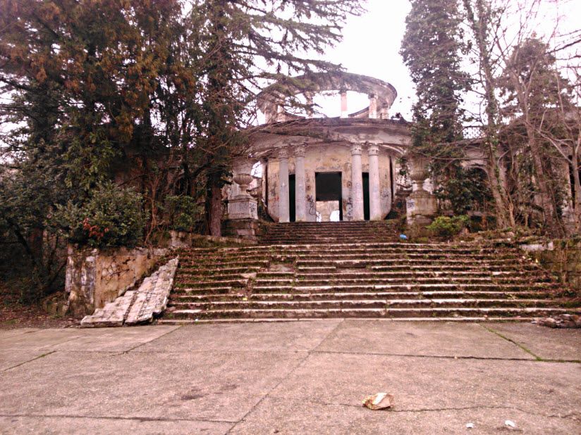 ресторан на Ахуне