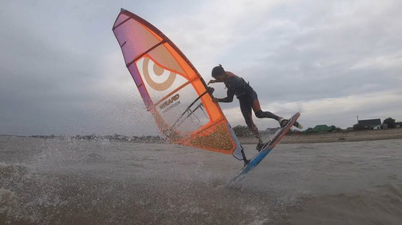 Школа сёрфинга «Ахтари Surf»