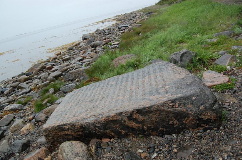 Переговорный камень