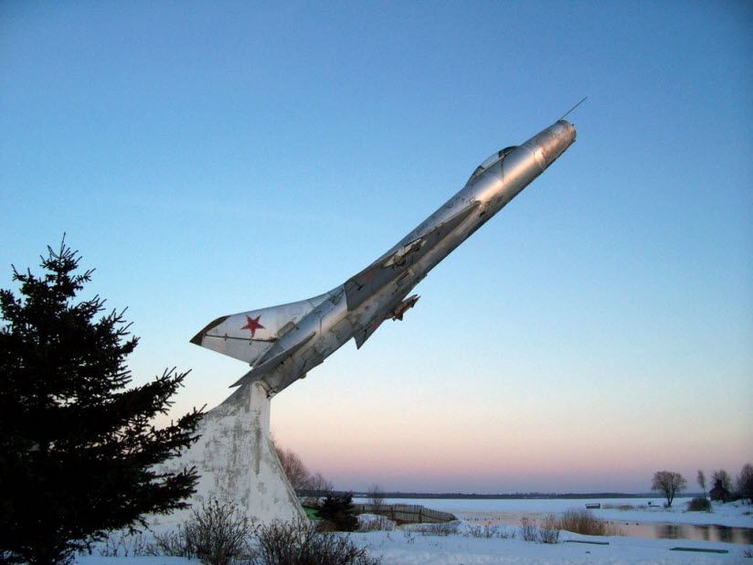 Монумент 40-летия победы в ВОВ