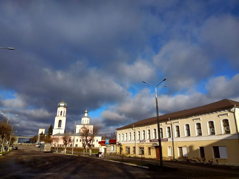 Улица Народная