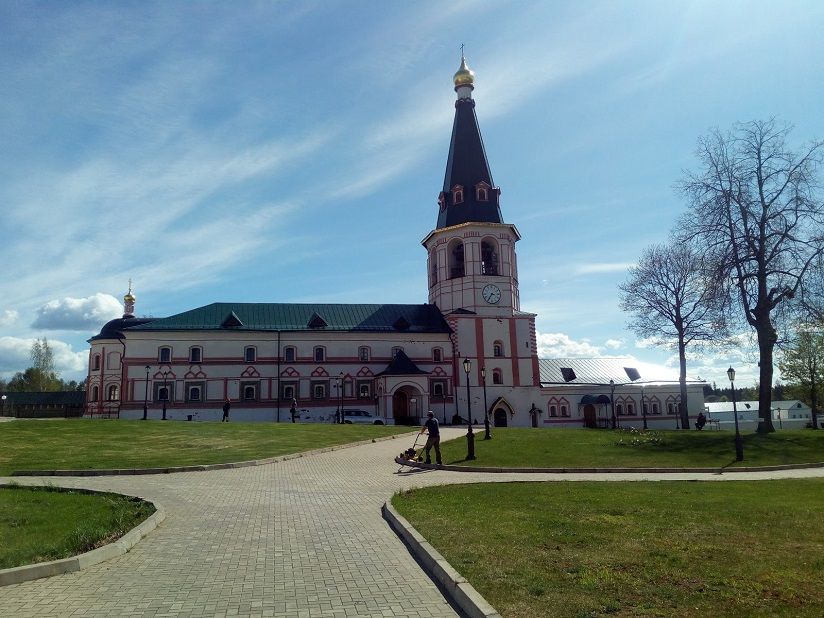 Иверский монастырь