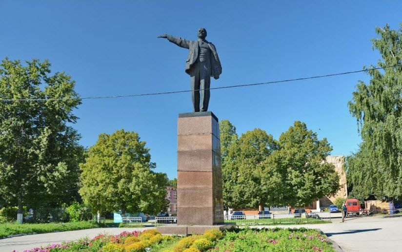 Памятник В.И. Ленину