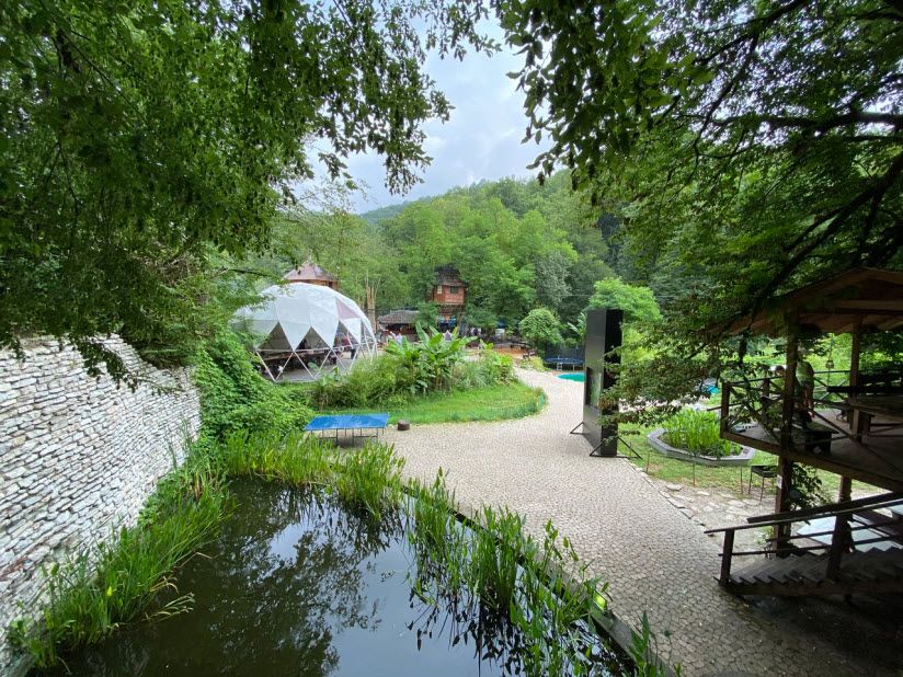 Кемпинг «Хоста-Рика» в Хосте