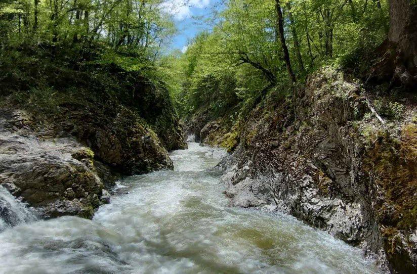 Водопад Сахрайский
