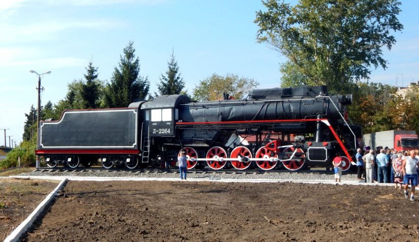 Паровоз-памятник Л-2264