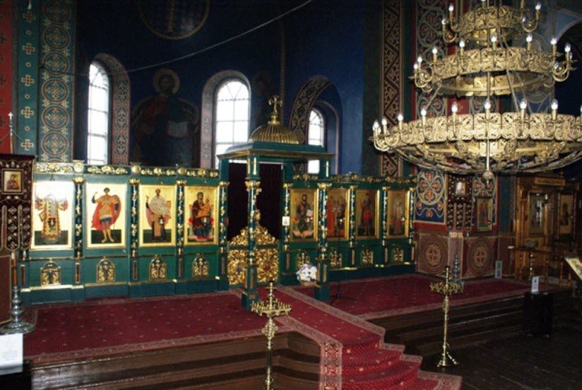 фото внутри Архангельского храма