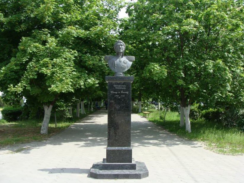 Памятник Францу Деволану