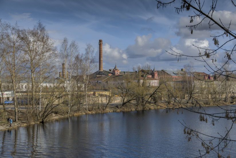 Фаянсовый завод