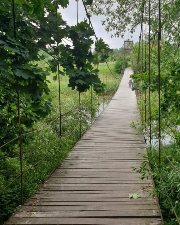 Подвесной мост через реку Лаву