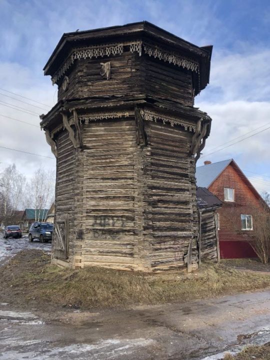 Деревянная водонапорная башня