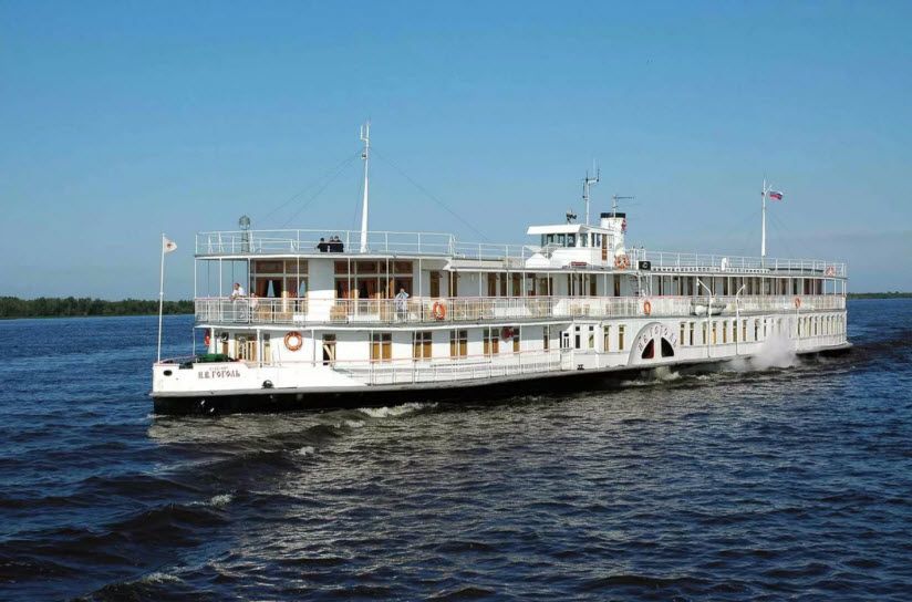 Колесный речной пароход «Н.В. Гоголь»