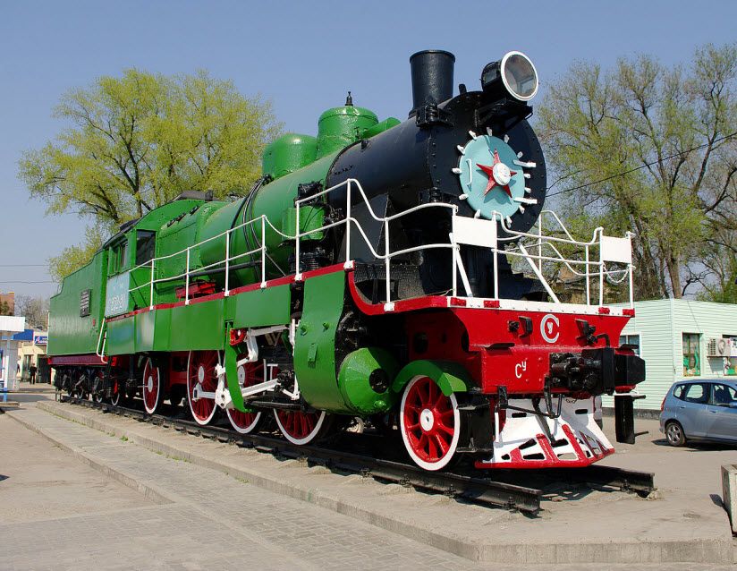 Памятник-паровоз
