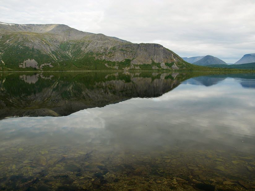 Озеро Большой Вудъявр