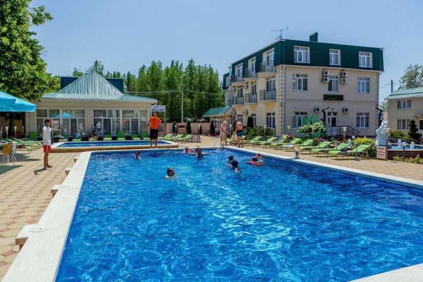 Бальнеологический комплекс «Кристалл»