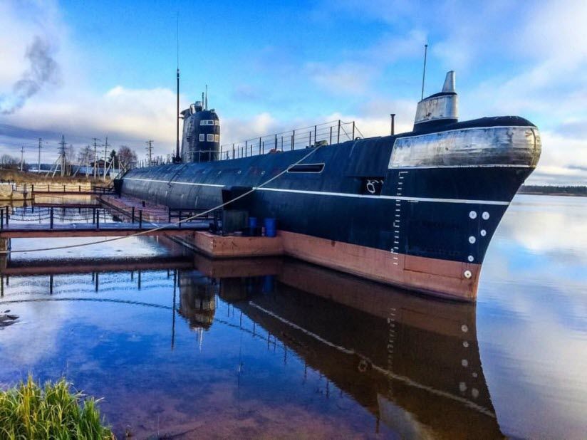 Подводная лодка