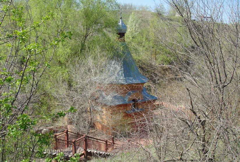 Часовня и святой источник