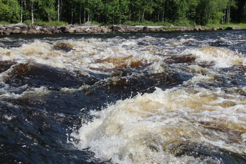 Порог Валазминский на реке Суна