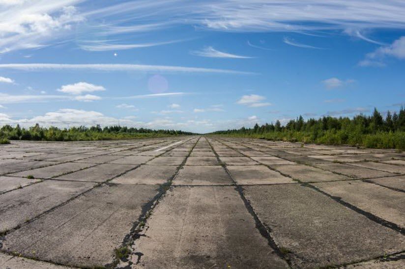 Заброшенный аэропорт Подужемье