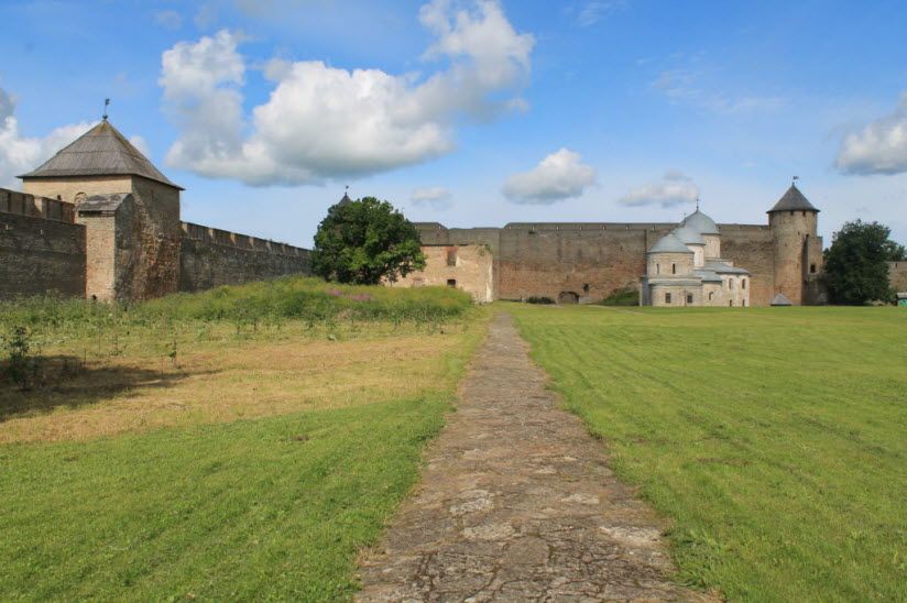 Большой Боярший город