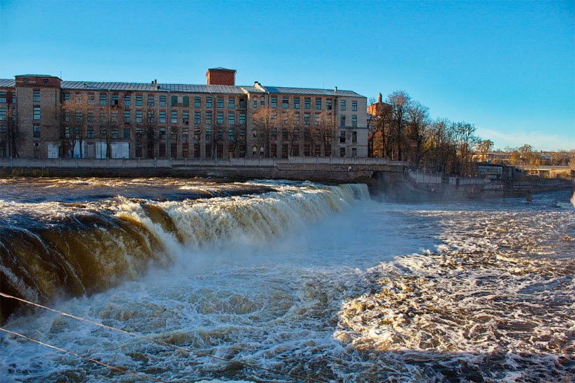 Нарвский водопад