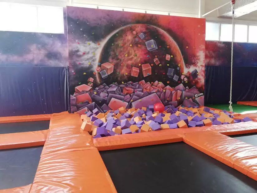 Батутный центр «Притяжение»