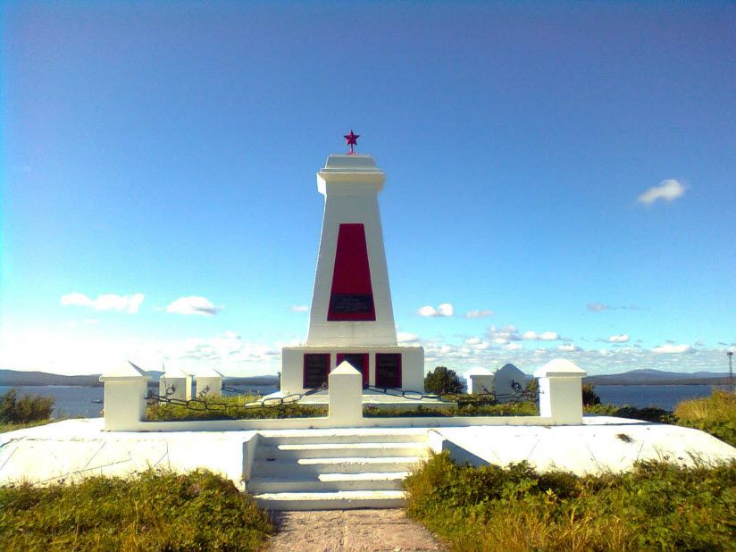 Памятник жертвам интервенции 1918-1920 гг.