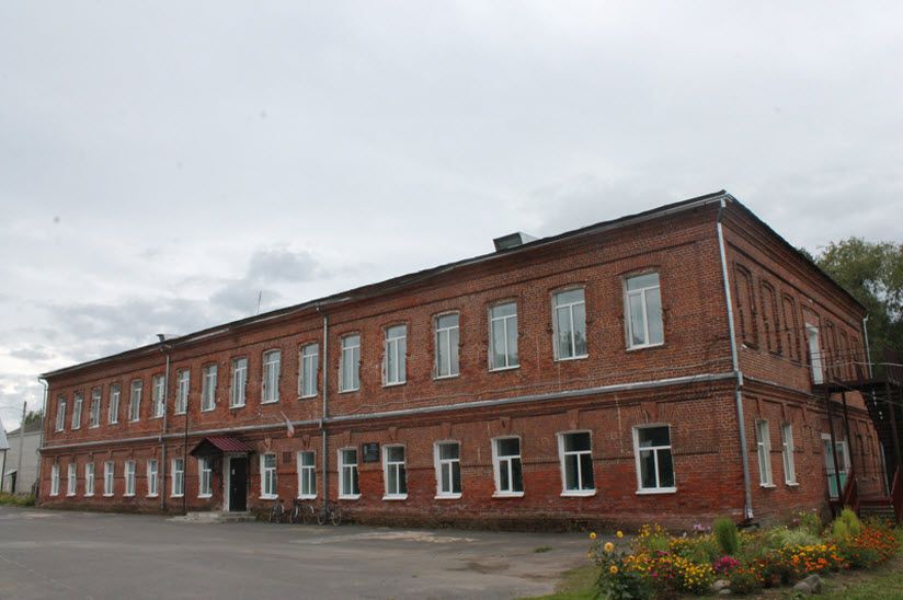 Здание мужского училища