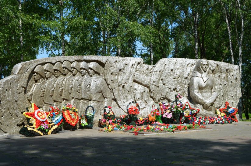 Памятник «Братьям Королёвым»