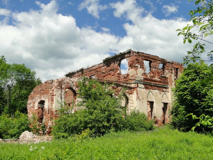 Останки усадьбы Голицыных