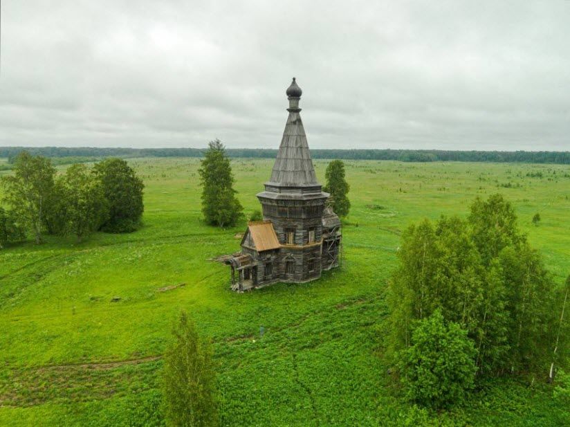 Сретенская церковь в деревне Красная Ляга