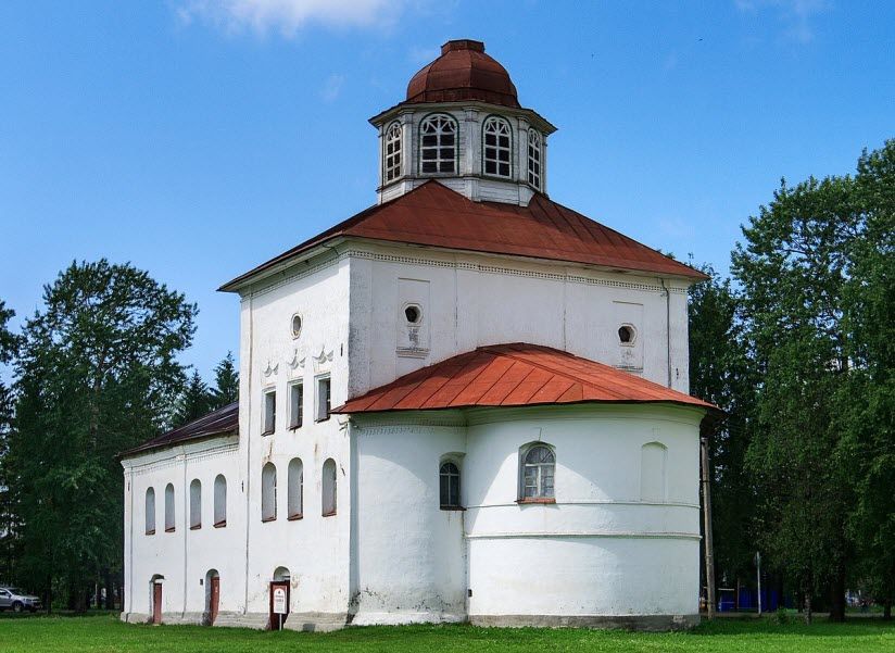 Введенская церковь