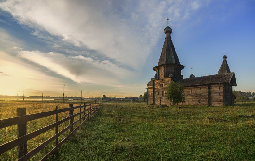 Церковь Иоанна Златоуста в Саунино