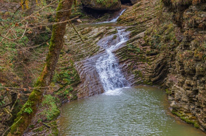 Водопад «Каскадный»