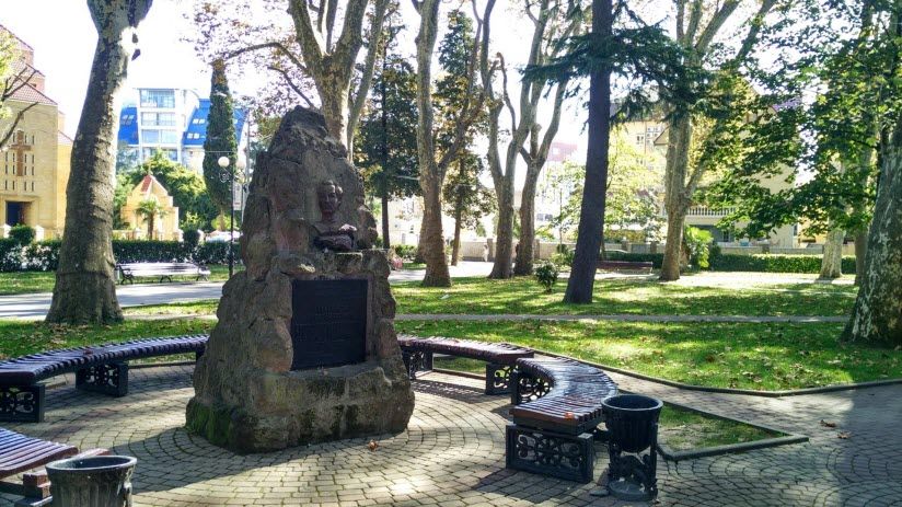 Парк имени Бестужева-Марлинского