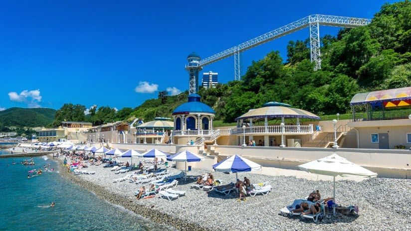 Пляж оздоровительного комплекса «Прометей»