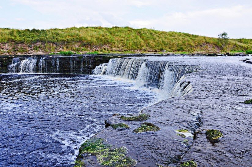 Большой Тосненский водопад