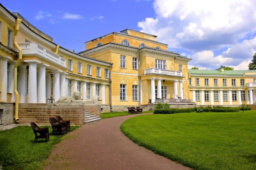 Усадьба Марьино