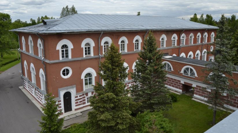 Лисинский лесной колледж