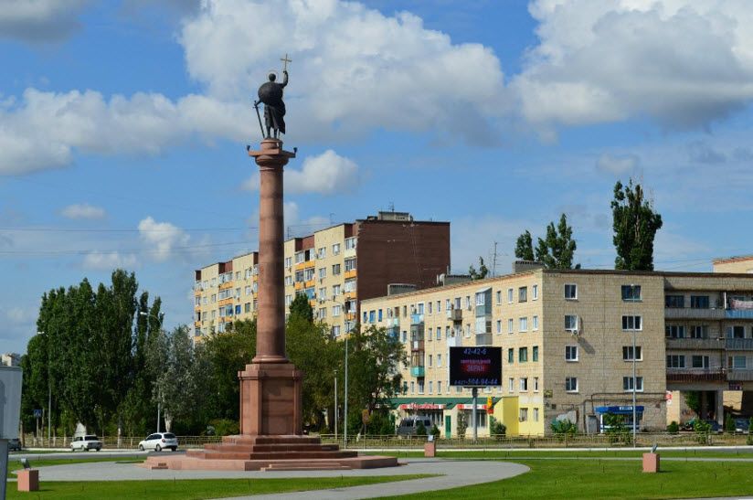 Памятник Дмитрию Солунскому